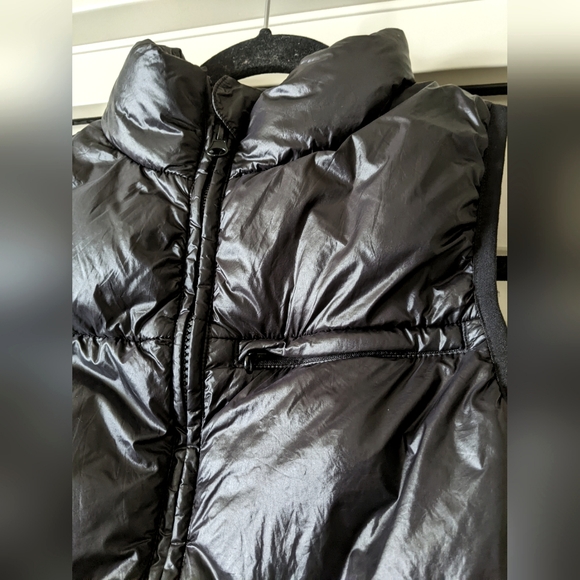 Fabletics puffer vest - Picture 2 of 6